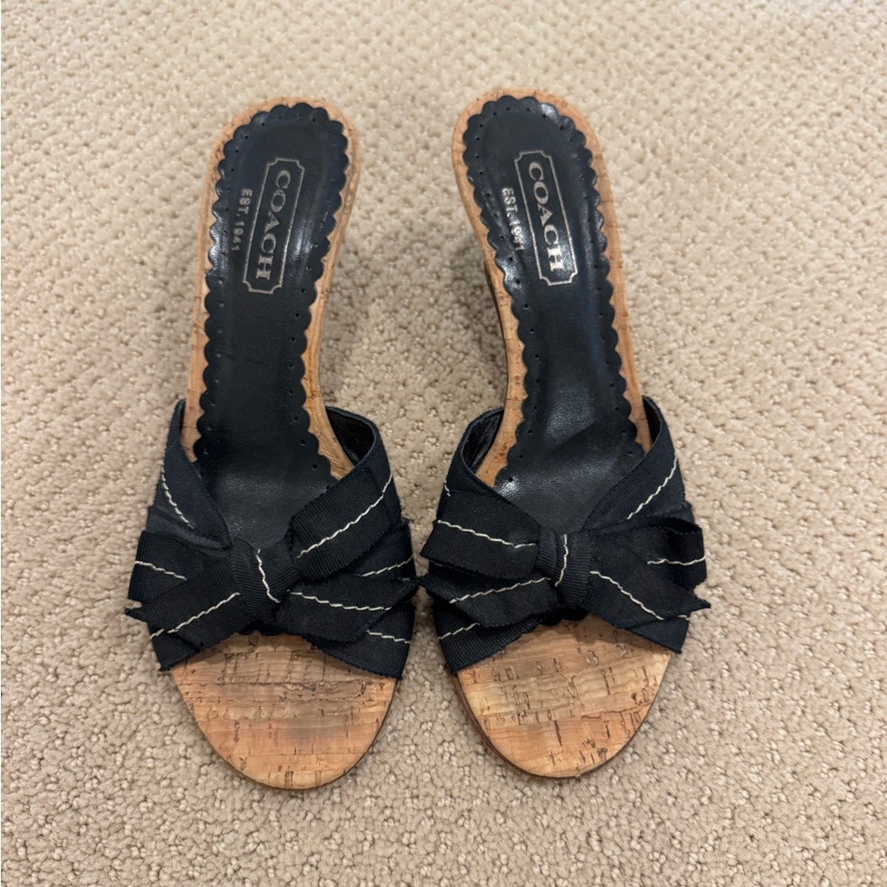Size 6 Coach Bree Slip On Kitten Heel Sandals.